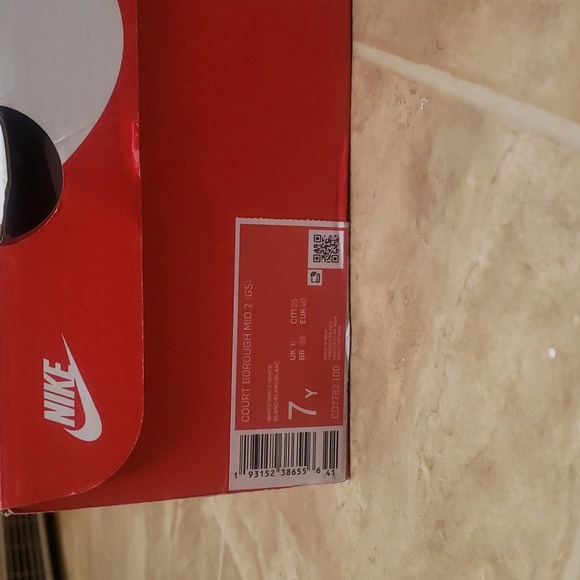 Boys tennis shoes - Picture 12 of 12